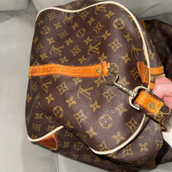 Louis Vutton Keepall Duffle - Picture 6 of 16